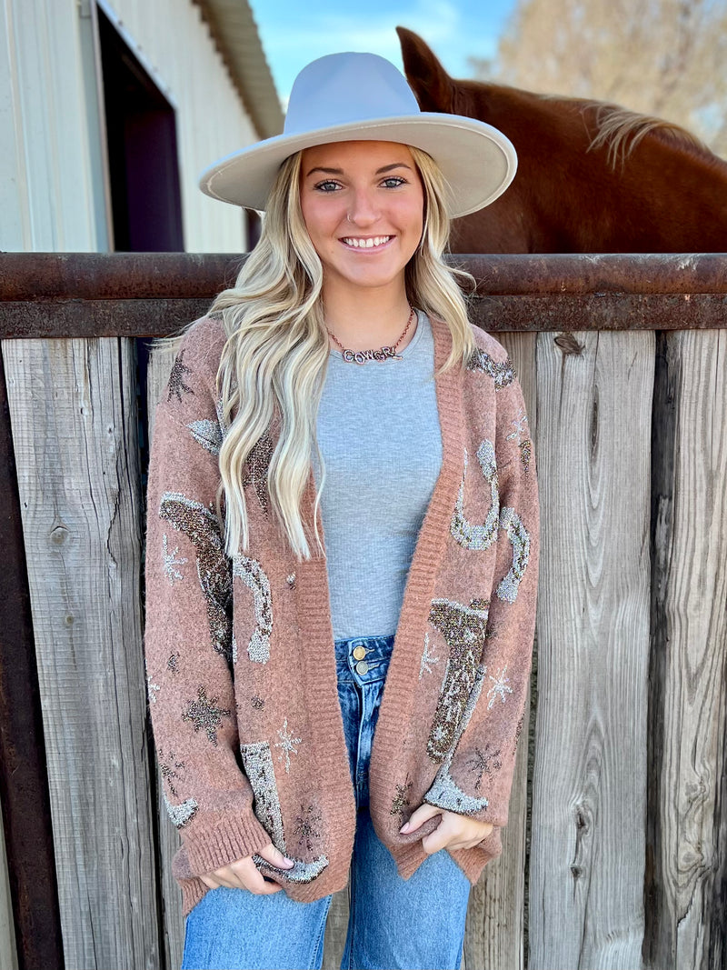 The Golden Horseshoe Cardigan | pataconquindiano