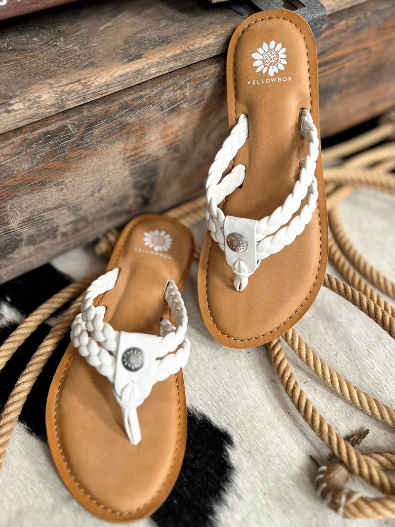 Devina White Strappy Sandals | pataconquindiano