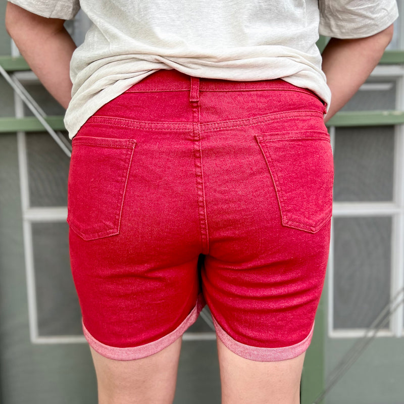 Plus Red Tennesse Walking Shorts* | pataconquindiano